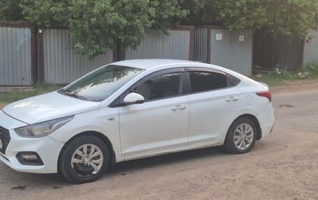 Hyundai Solaris II рестайлинг, 2017 год, 600 000 рублей, 11 фотография
