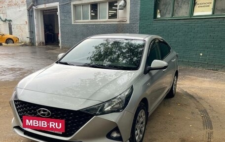 Hyundai Solaris II рестайлинг, 2021 год, 1 550 000 рублей, 13 фотография