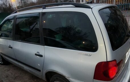Volkswagen Sharan I рестайлинг, 2003 год, 480 000 рублей, 2 фотография