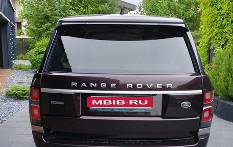 Land Rover Range Rover IV рестайлинг, 2018 год, 4 900 000 рублей, 2 фотография