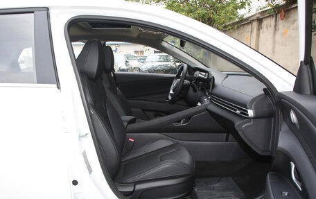 Hyundai Elantra, 2026 год, 2 140 000 рублей, 17 фотография