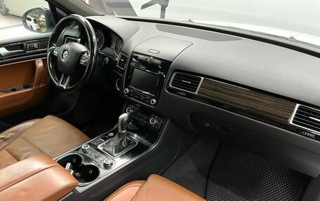 Volkswagen Touareg III, 2014 год, 2 379 900 рублей, 8 фотография