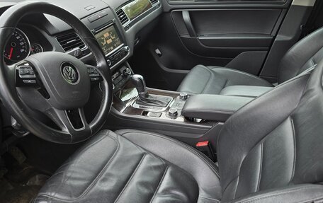 Volkswagen Touareg III, 2012 год, 2 200 000 рублей, 6 фотография