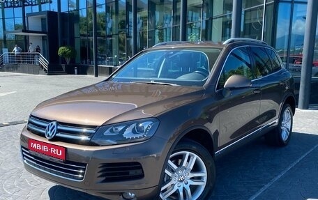 Volkswagen Touareg III, 2014 год, 2 299 000 рублей, 1 фотография