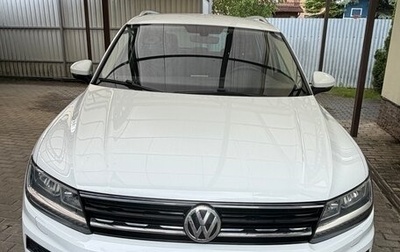 Volkswagen Tiguan II, 2018 год, 2 250 000 рублей, 1 фотография