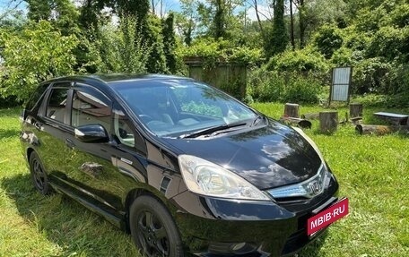 Honda Fit Shuttle I рестайлинг, 2012 год, 1 080 000 рублей, 1 фотография