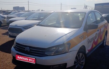 Volkswagen Polo VI (EU Market), 2019 год, 660 000 рублей, 1 фотография