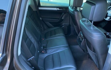 Volkswagen Touareg III, 2014 год, 2 299 000 рублей, 10 фотография