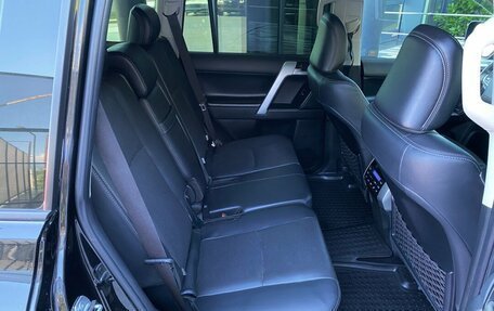 Toyota Land Cruiser Prado 150 рестайлинг 2, 2021 год, 5 990 000 рублей, 13 фотография