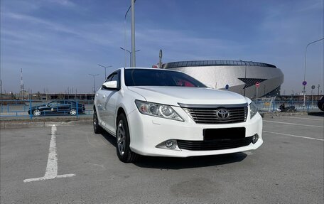 Toyota Camry, 2012 год, 1 650 000 рублей, 12 фотография