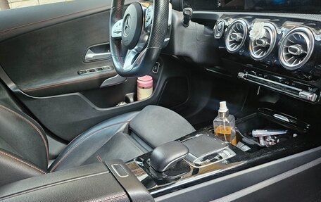 Mercedes-Benz CLA, 2019 год, 2 000 000 рублей, 11 фотография