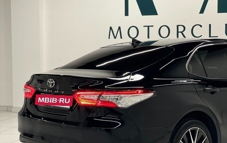 Toyota Camry, 2022 год, 3 200 000 рублей, 3 фотография