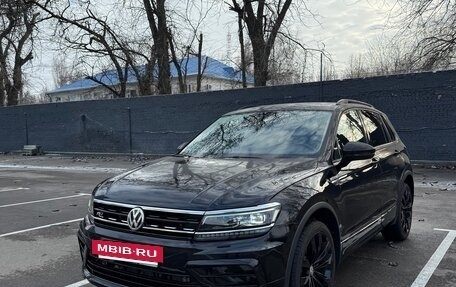 Volkswagen Tiguan II, 2019 год, 3 260 000 рублей, 3 фотография
