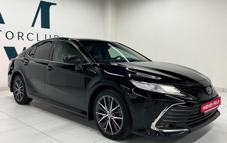 Toyota Camry, 2022 год, 3 200 000 рублей, 4 фотография