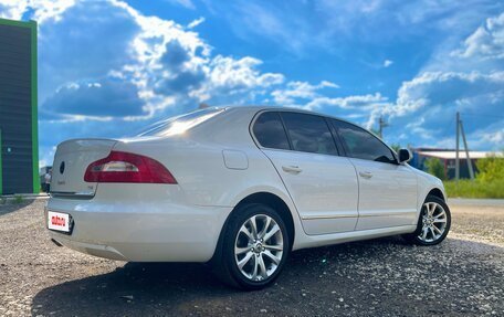 Skoda Superb III рестайлинг, 2011 год, 920 000 рублей, 6 фотография