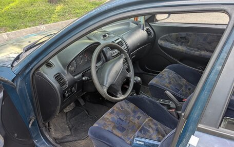Mitsubishi Carisma I, 1998 год, 85 000 рублей, 4 фотография