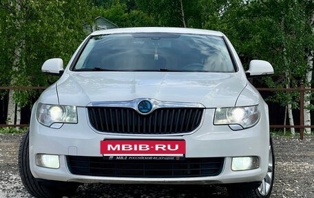 Skoda Superb III рестайлинг, 2011 год, 920 000 рублей, 2 фотография