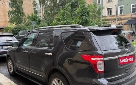 Ford Explorer VI, 2014 год, 1 500 000 рублей, 2 фотография