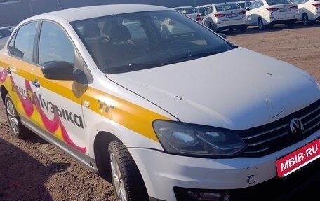 Volkswagen Polo VI (EU Market), 2019 год, 660 000 рублей, 2 фотография