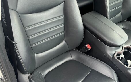 Toyota RAV4, 2020 год, 3 060 000 рублей, 7 фотография