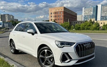 Audi Q3, 2022 год, 2 500 000 рублей, 2 фотография