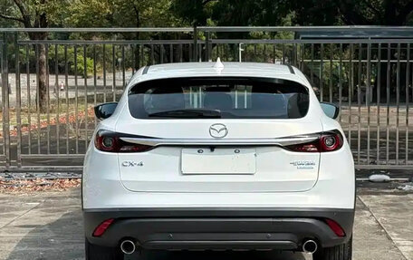 Mazda CX-4, 2021 год, 1 557 000 рублей, 4 фотография