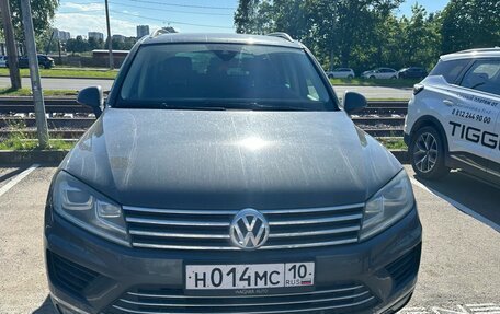 Volkswagen Touareg III, 2015 год, 2 499 000 рублей, 2 фотография