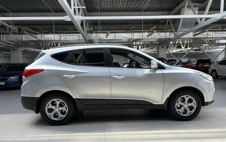 Hyundai ix35 I рестайлинг, 2012 год, 1 270 000 рублей, 2 фотография