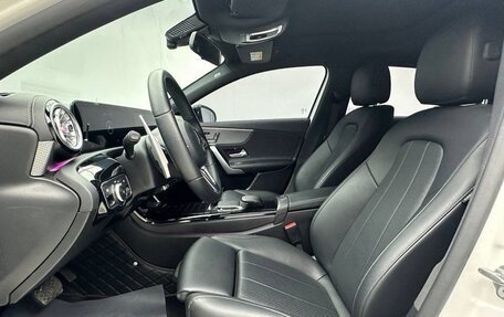 Mercedes-Benz A-Класс, 2022 год, 2 170 000 рублей, 6 фотография