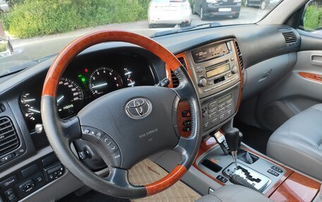 Toyota Land Cruiser 100 рестайлинг 2, 2007 год, 2 200 000 рублей, 5 фотография