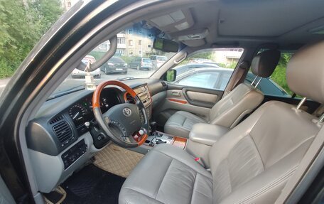 Toyota Land Cruiser 100 рестайлинг 2, 2007 год, 2 200 000 рублей, 6 фотография