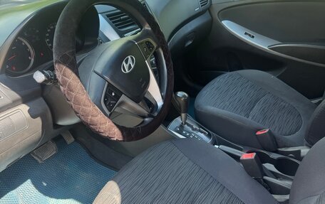 Hyundai Solaris II рестайлинг, 2015 год, 680 000 рублей, 6 фотография