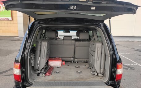 Toyota Land Cruiser 100 рестайлинг 2, 2007 год, 2 200 000 рублей, 8 фотография
