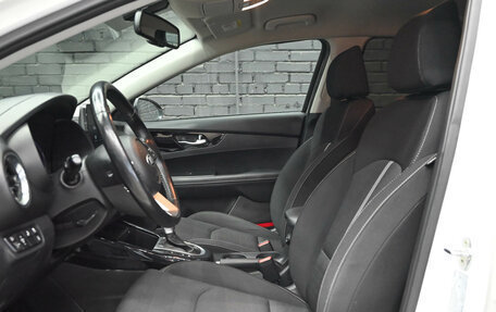KIA Cerato IV, 2019 год, 2 100 000 рублей, 17 фотография
