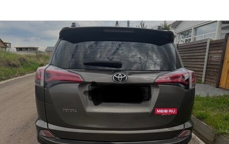 Toyota RAV4, 2015 год, 1 900 000 рублей, 1 фотография