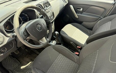 Renault Logan II, 2016 год, 615 940 рублей, 8 фотография