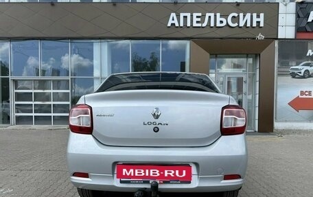 Renault Logan II, 2016 год, 615 940 рублей, 17 фотография