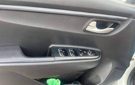 KIA Rio IV, 2019 год, 850 000 рублей, 7 фотография