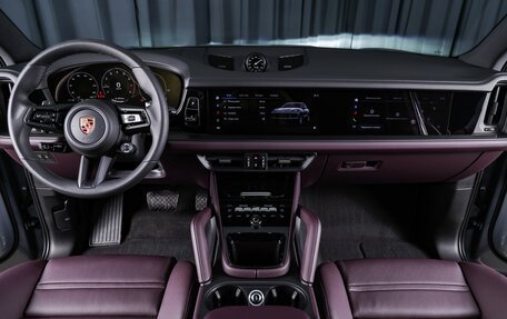 Porsche Cayenne III, 2025 год, 18 300 000 рублей, 27 фотография
