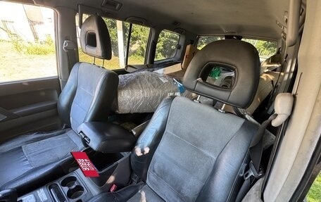 Mitsubishi Pajero III рестайлинг, 2005 год, 500 000 рублей, 11 фотография