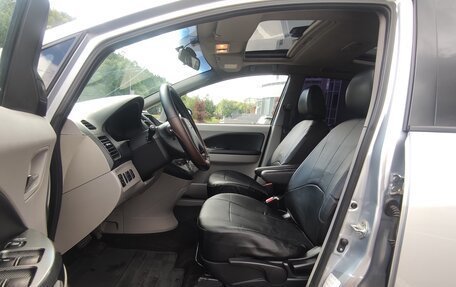 Mitsubishi Grandis, 2006 год, 585 000 рублей, 14 фотография