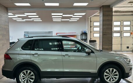 Volkswagen Tiguan II, 2019 год, 2 600 000 рублей, 13 фотография