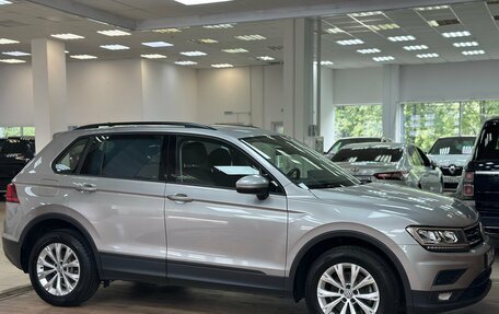 Volkswagen Tiguan II, 2019 год, 2 600 000 рублей, 11 фотография