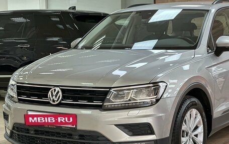 Volkswagen Tiguan II, 2019 год, 2 600 000 рублей, 4 фотография