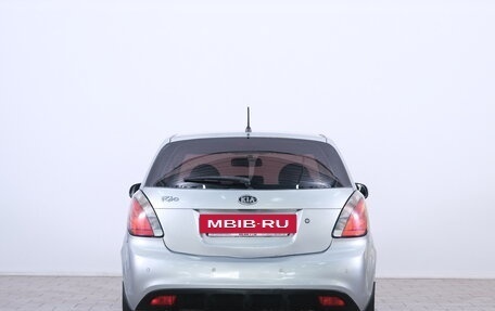 KIA Rio II, 2011 год, 729 000 рублей, 6 фотография