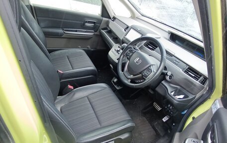 Honda Freed II, 2017 год, 999 999 рублей, 3 фотография