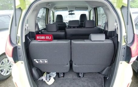 Honda Freed II, 2017 год, 999 999 рублей, 12 фотография