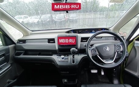 Honda Freed II, 2017 год, 999 999 рублей, 10 фотография
