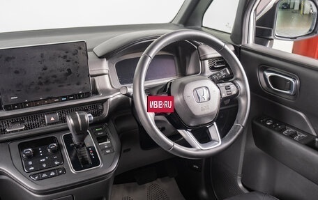 Honda Stepwgn, 2022 год, 3 499 000 рублей, 10 фотография
