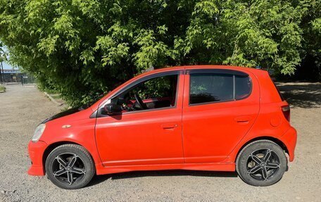 Toyota Vitz, 2000 год, 330 000 рублей, 2 фотография